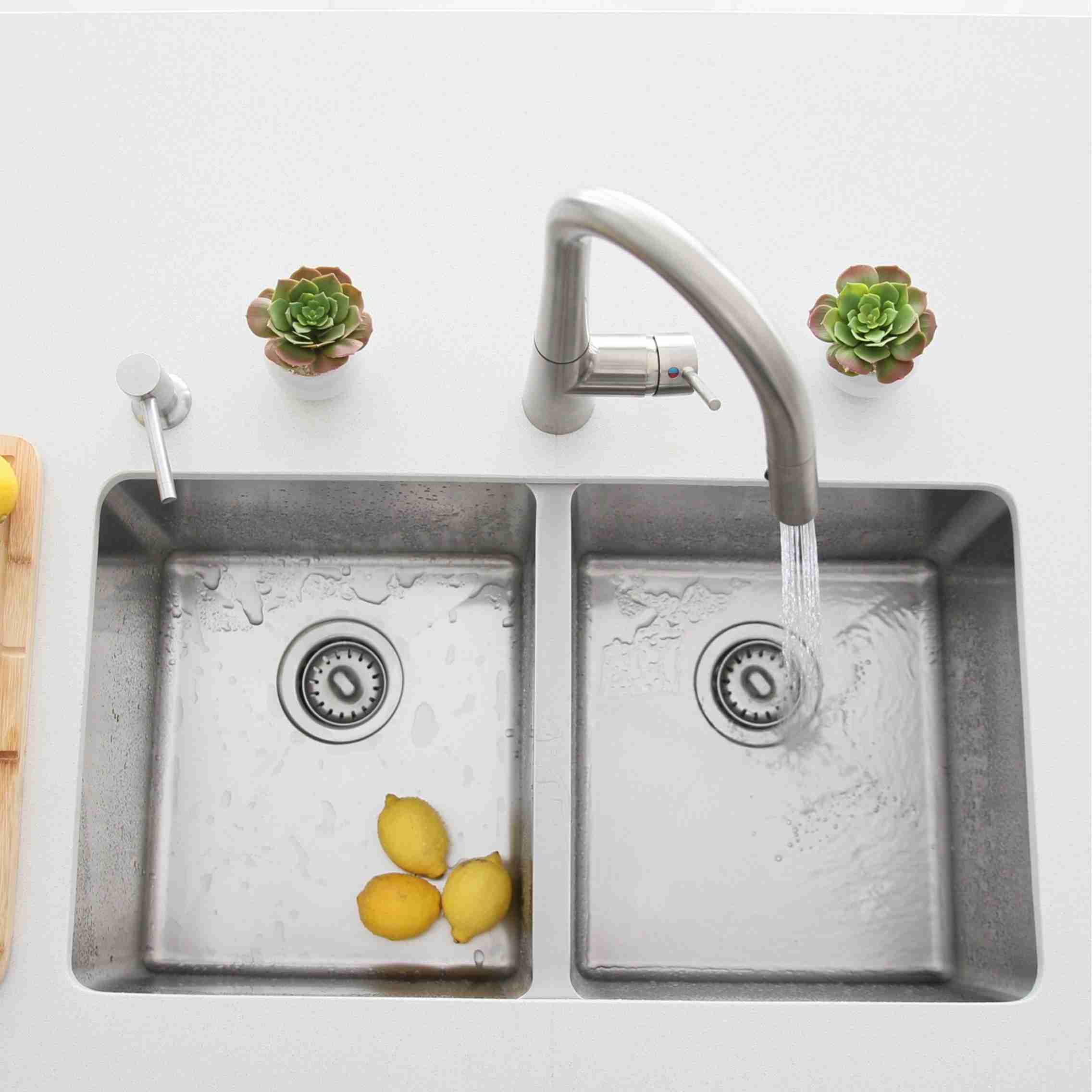 ff39de_81e20aacb15e4e19a5502804670c1c4amv2.jpg STYLISH S-401G TOLEDO 31-inch Undermount Kitchen Sink - Image 12