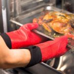 STYLISH A-901RD Heat Resistant Silicone Oven Gloves - Image 7