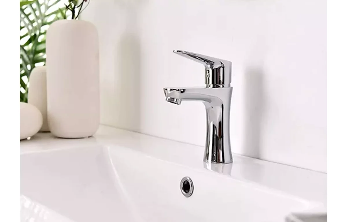 KODAEN F11105 Single Hole Bathroom Faucet - Image 1