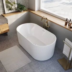 MAAX Tori 5932 Acrylic Freestanding Tub Center Drain 107828