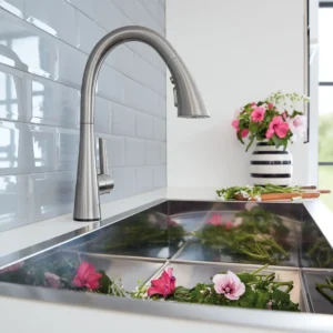 Grohe Zedra 30205 Touch Single-Handle Pull Down Kitchen Faucet