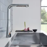 Grohe Zedra 33893 Single-Handle Pull-Out Kitchen Faucet - Image 4